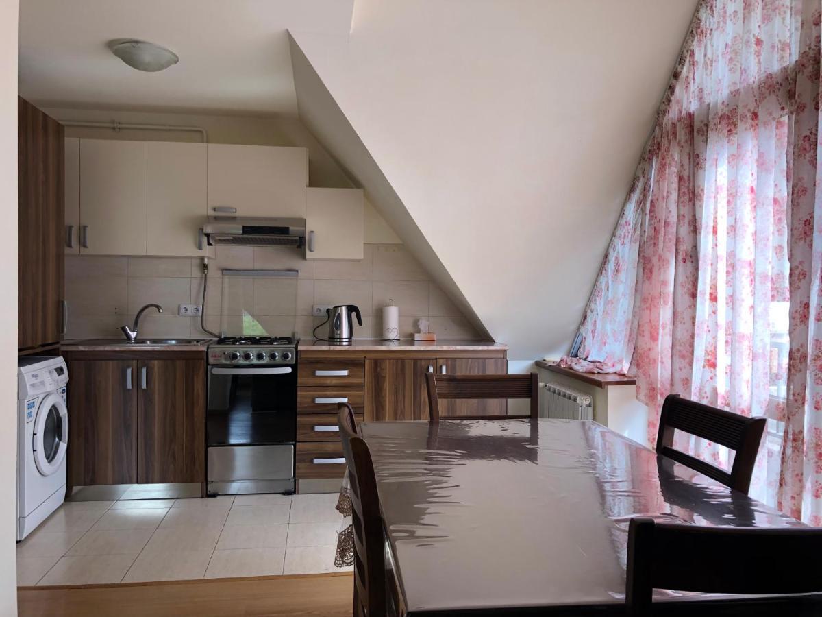 Cozy Apartment For Real Rest ディリジャン エクステリア 写真